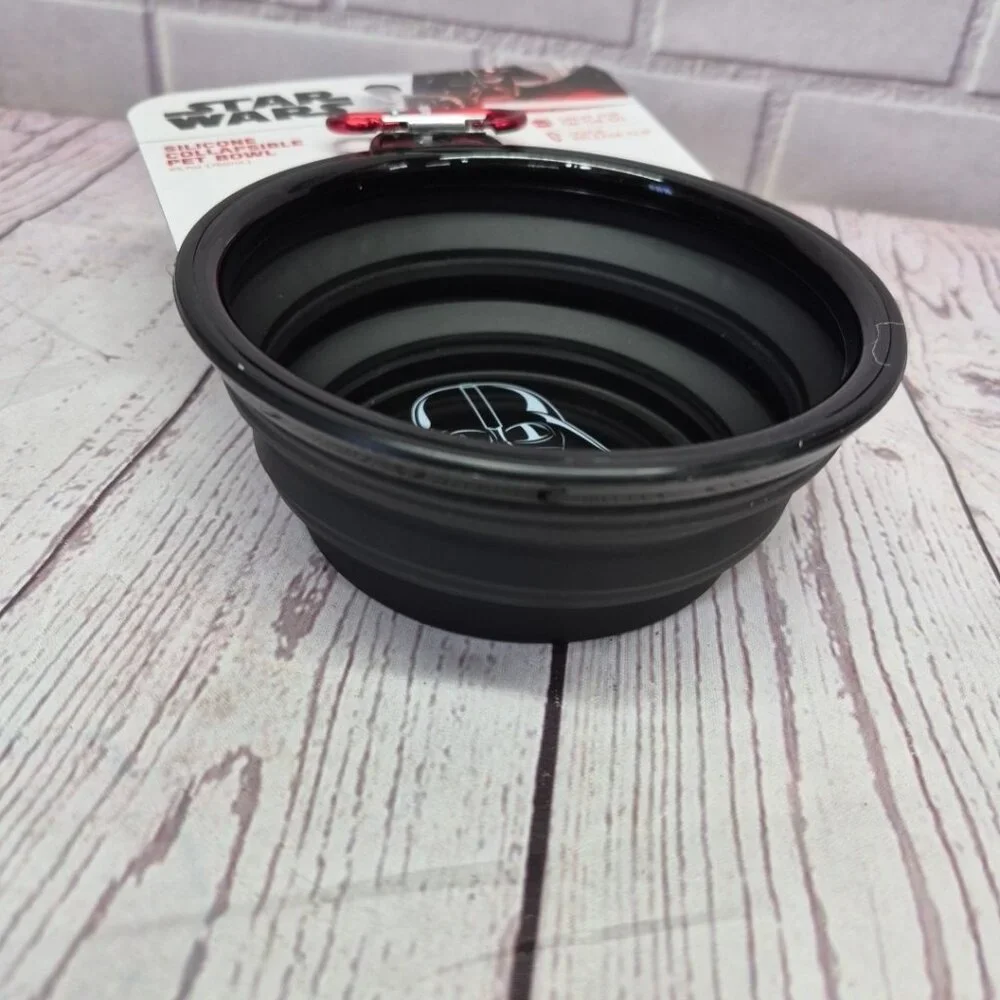 Star Wars Darth Vader Collapsible Pet Silicone Bowl 25.7oz Silcone Clip On